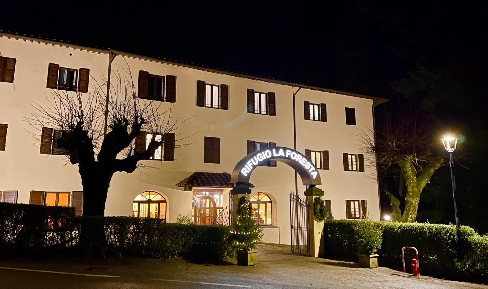 Hotel Rifugio La Foresta Валломброза Экстерьер фото